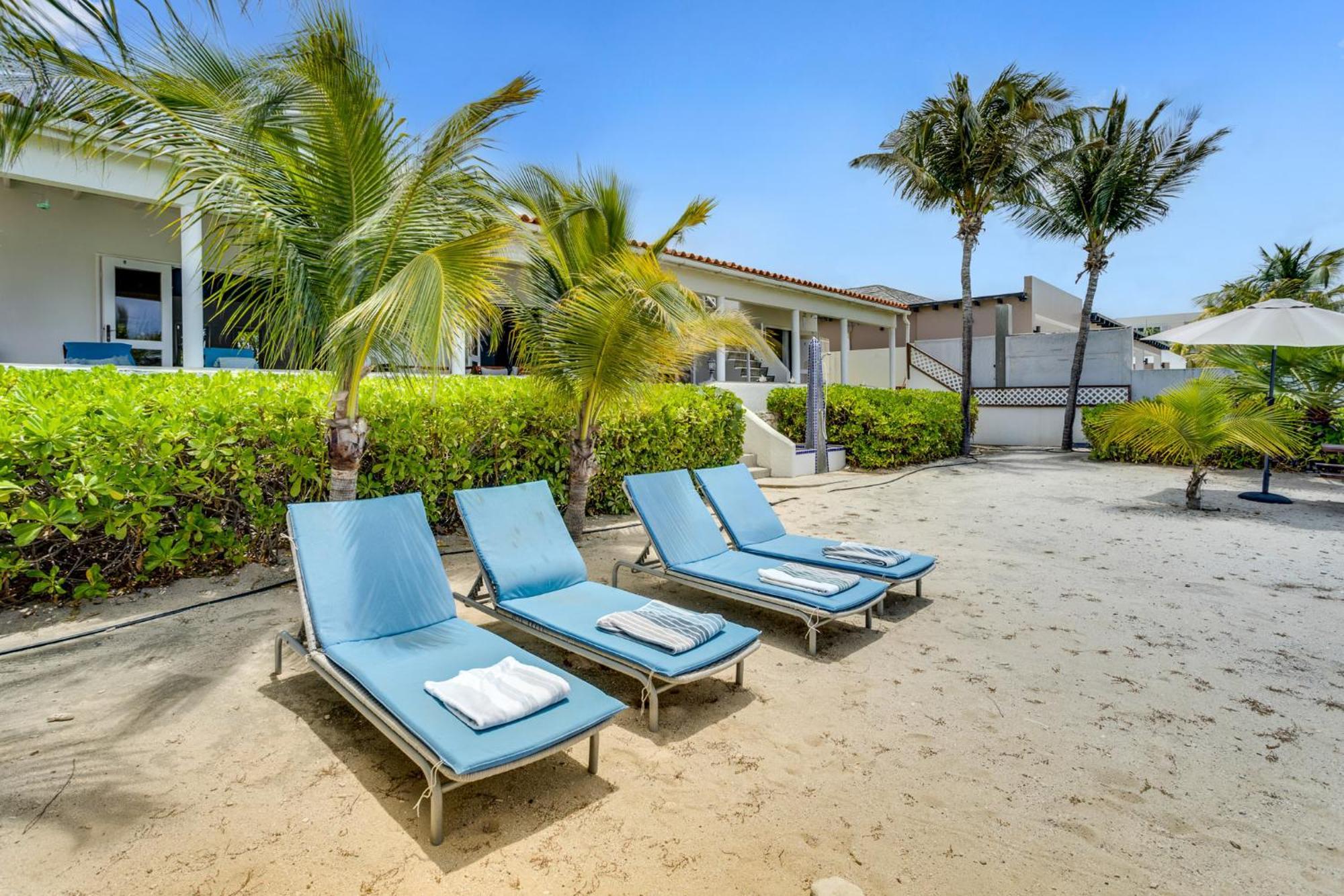 Oceanfront - Villa Port Of Call - Kralendijk  Exterior photo