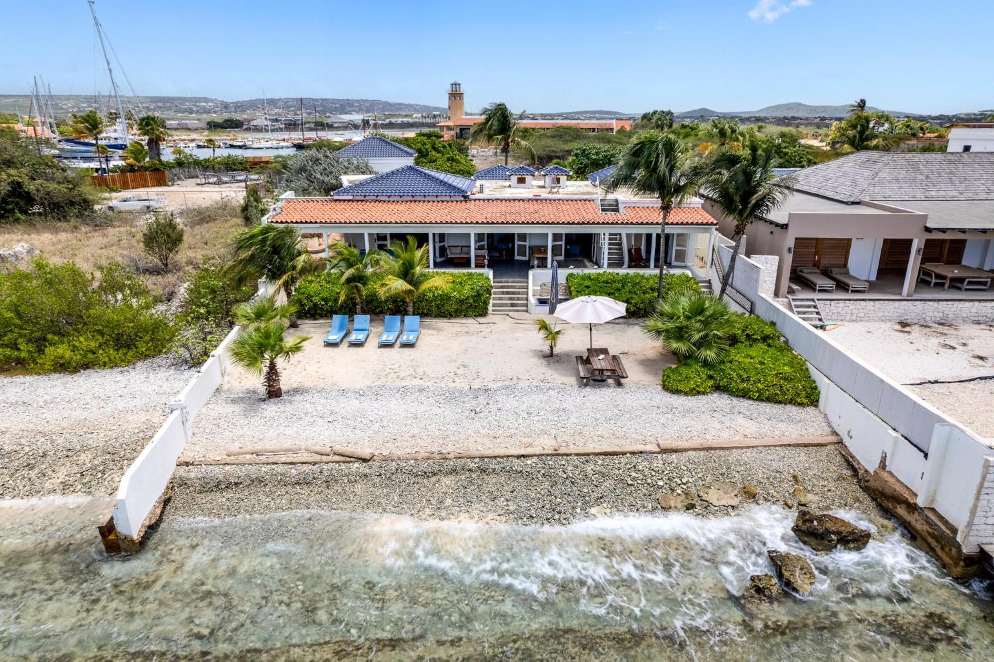Oceanfront - Villa Port Of Call - Kralendijk  Exterior photo