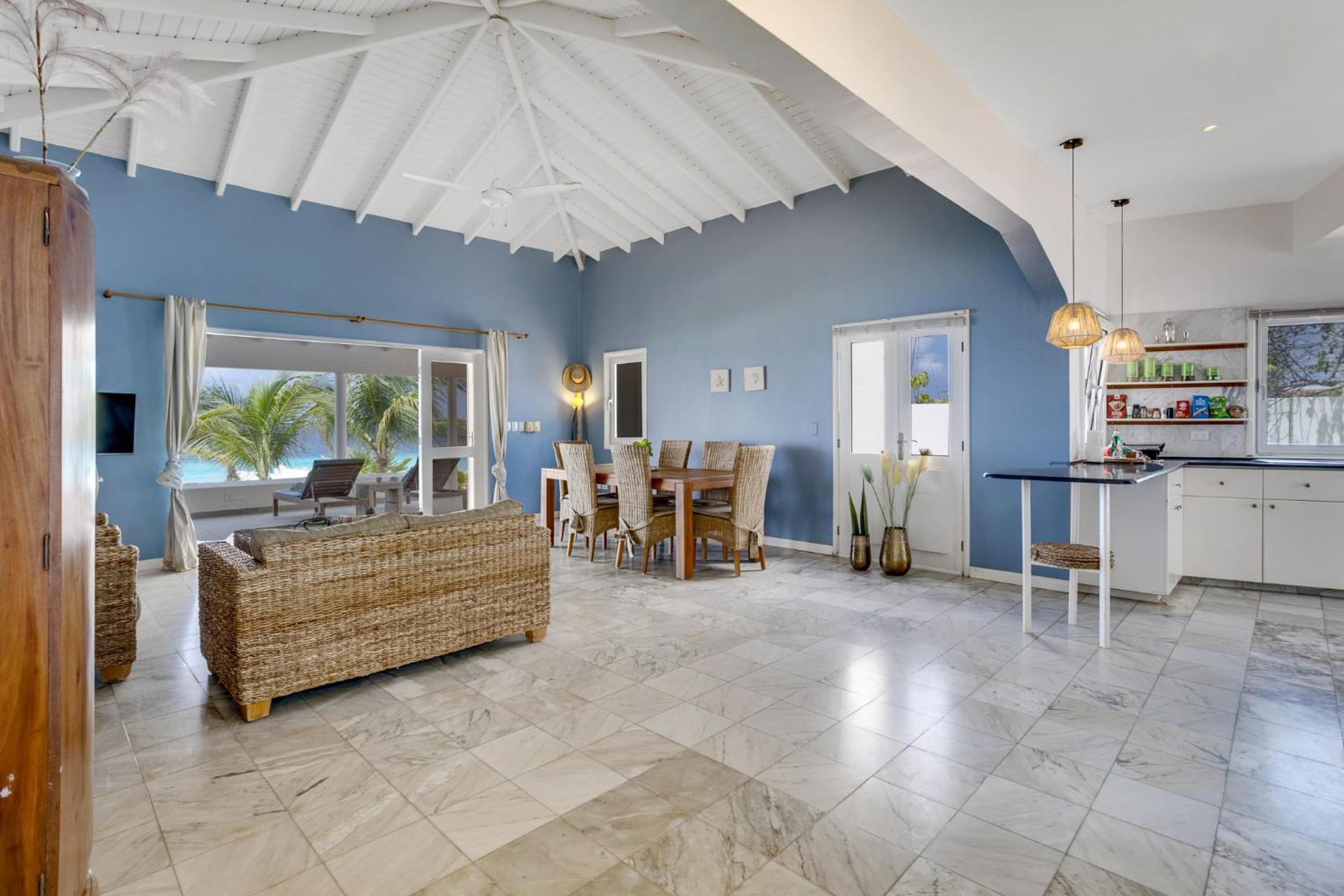 Oceanfront - Villa Port Of Call - Kralendijk  Exterior photo